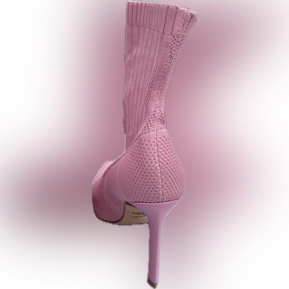 Steve Madden Discreet Booties - Picture 5 of 7